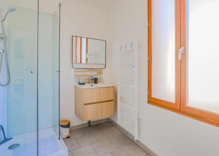 Holiday home Jolie Maison Proche