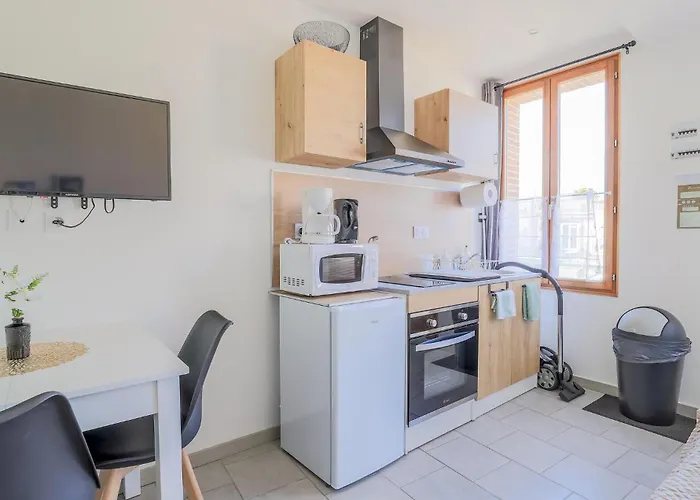 Jolie Maison Proche *